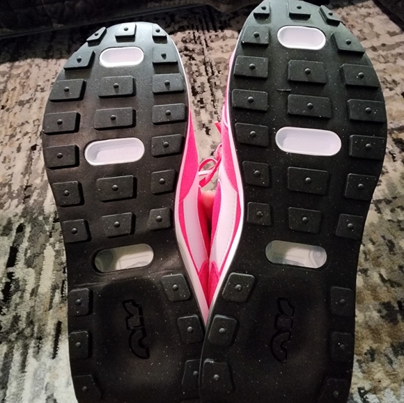 Nike Air Max Pre Day Women's Hyper Pink /White Running shoes - Picture 5 of 6